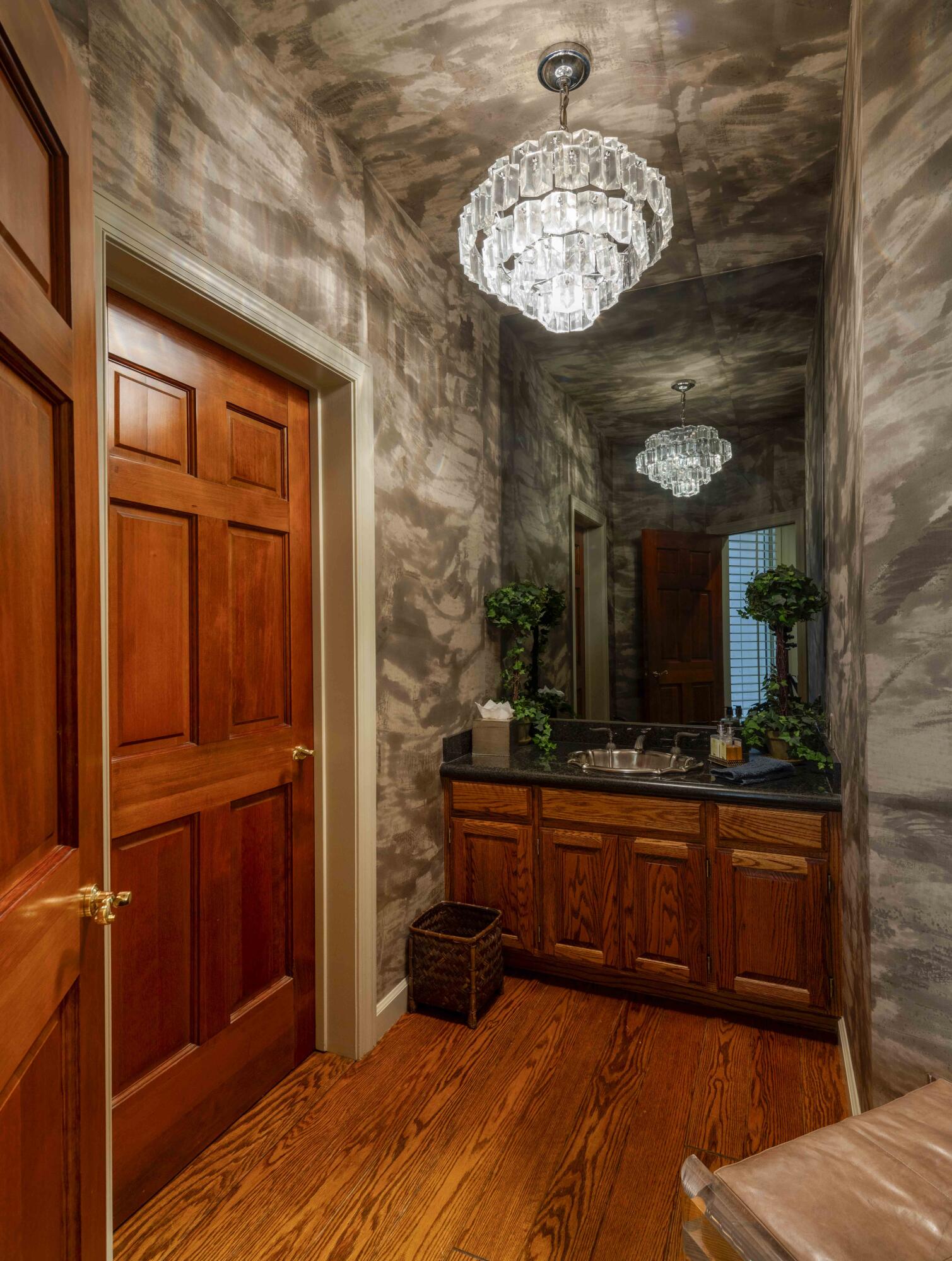 100 Wedeln Lane Sun Valley, ID 83353 - Photo 26 of 47 Powder Room