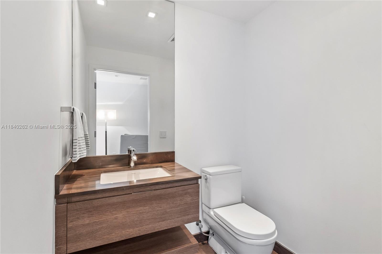 360 Ocean Drive, Unit 704S Key Biscayne, FL 33149 - Photo 36 of 49