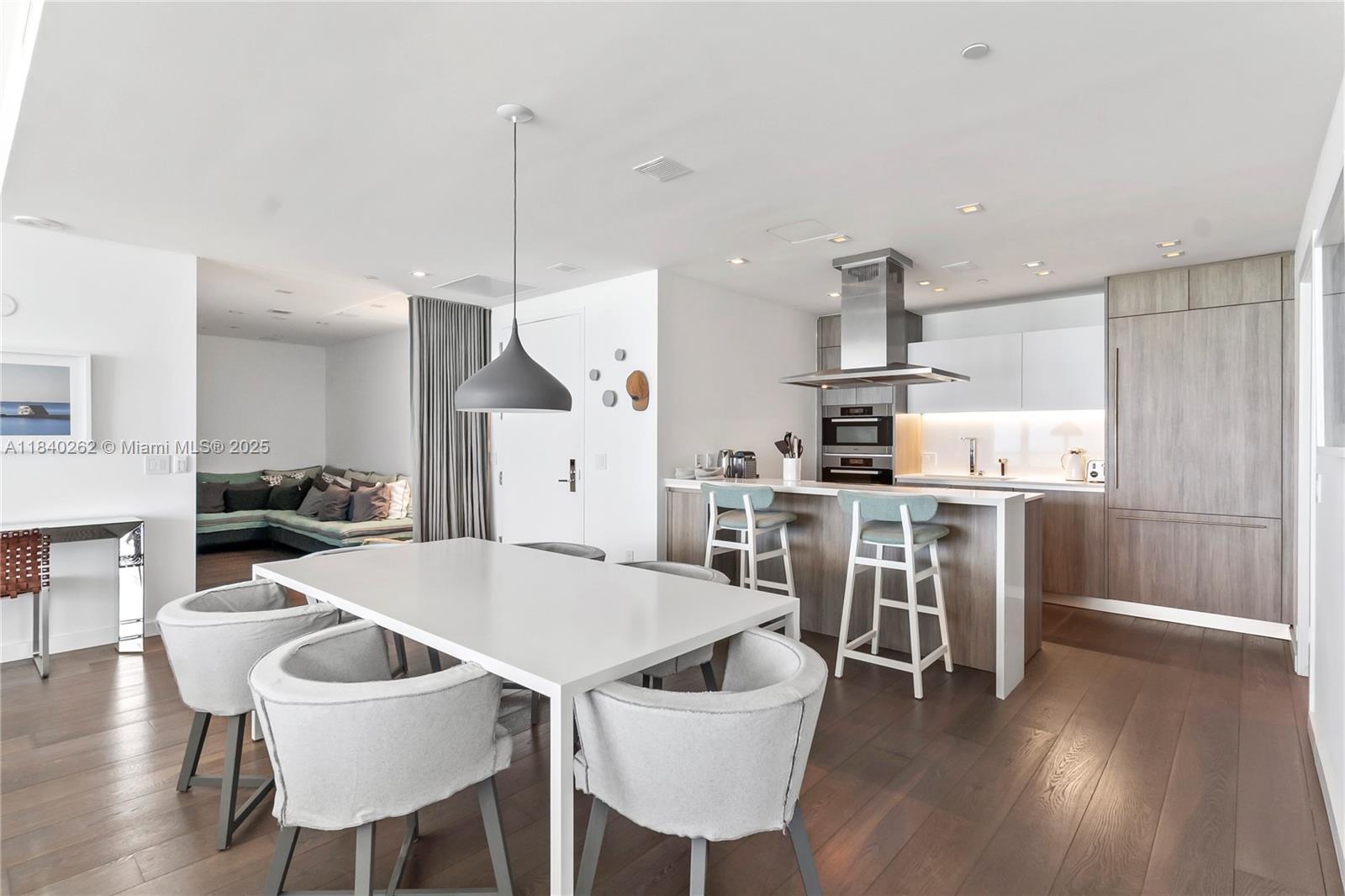 360 Ocean Drive, Unit 704S Key Biscayne, FL 33149 - Photo 8 of 49