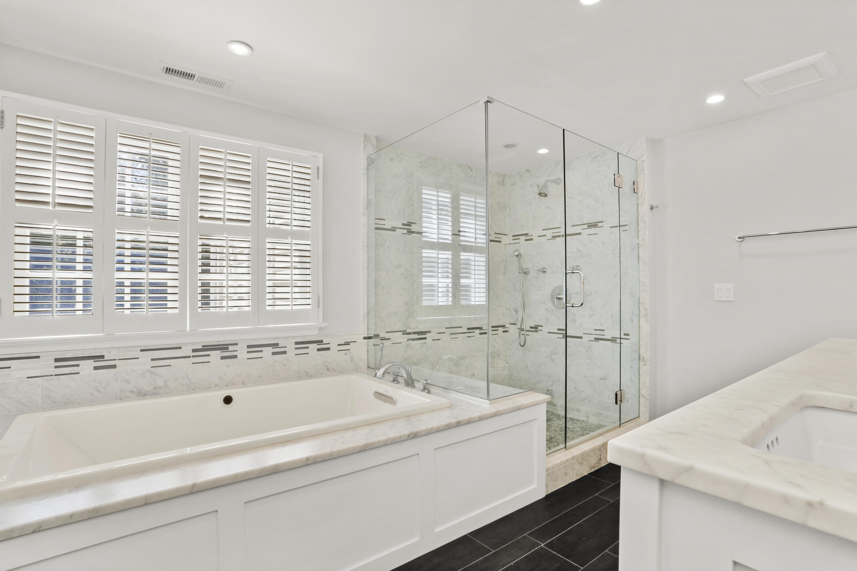 10 Saddle Ridge Road Darien, CT 06820 - Photo 15 of 41 a bathroom with a bathtub and a sink