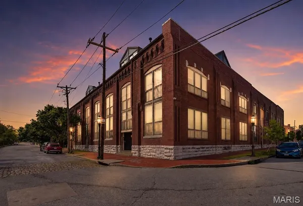 $139,900 | 1523 South 10th Street, Unit 105, St. Louis, MO 63104