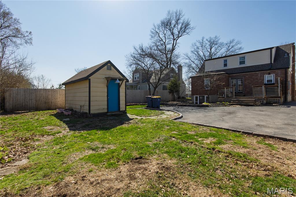 1126 Bopp Road St. Louis, MO 63131 - Photo 52 of 56 Gallery Image 52