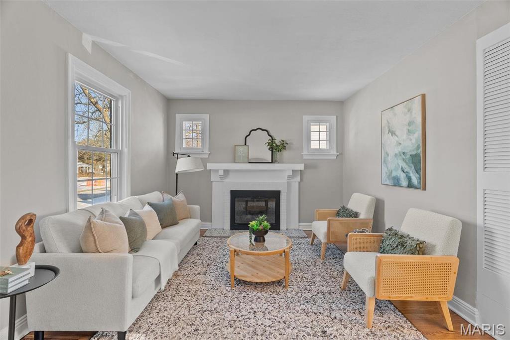 1126 Bopp Road St. Louis, MO 63131 - Photo 9 of 56 Gallery Image 9