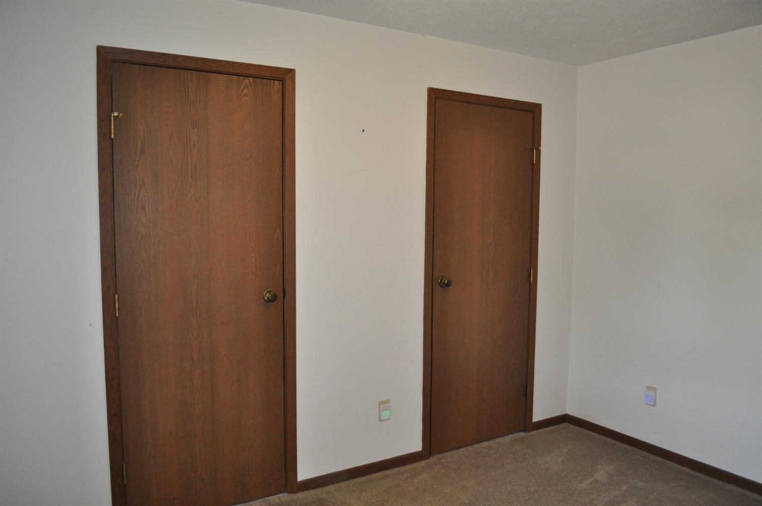 547 Davis Road, Unit 8 Cincinnati, OH 45255 - Photo 13 of 14 Gallery Image 13
