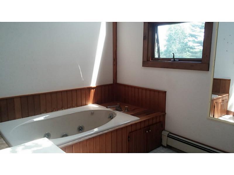 441 Waterville Road Skowhegan, ME 04976 - Photo 21 of 27 Bathroom.