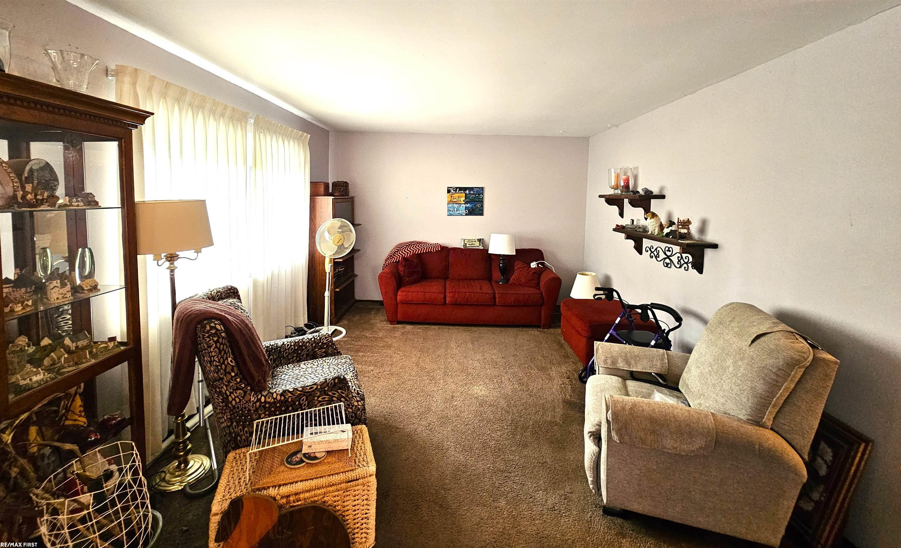 225 Ewell Street Romeo, MI 48065 - Photo 2 of 13 50169176-b1007bd1-e5aa-4756-83fd-a8b88225b6e6.JPG