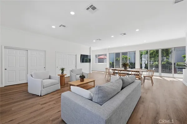 $3,600 | 523 Fairview Avenue, Arcadia, CA 91007