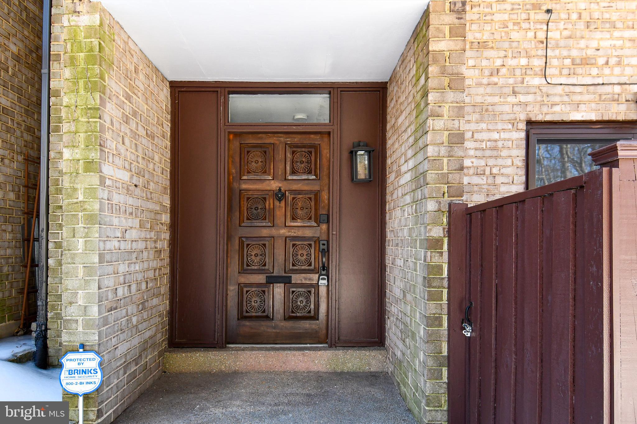 9201 Three Oaks Drive Silver Spring, MD 20901 - Photo 3 of 57