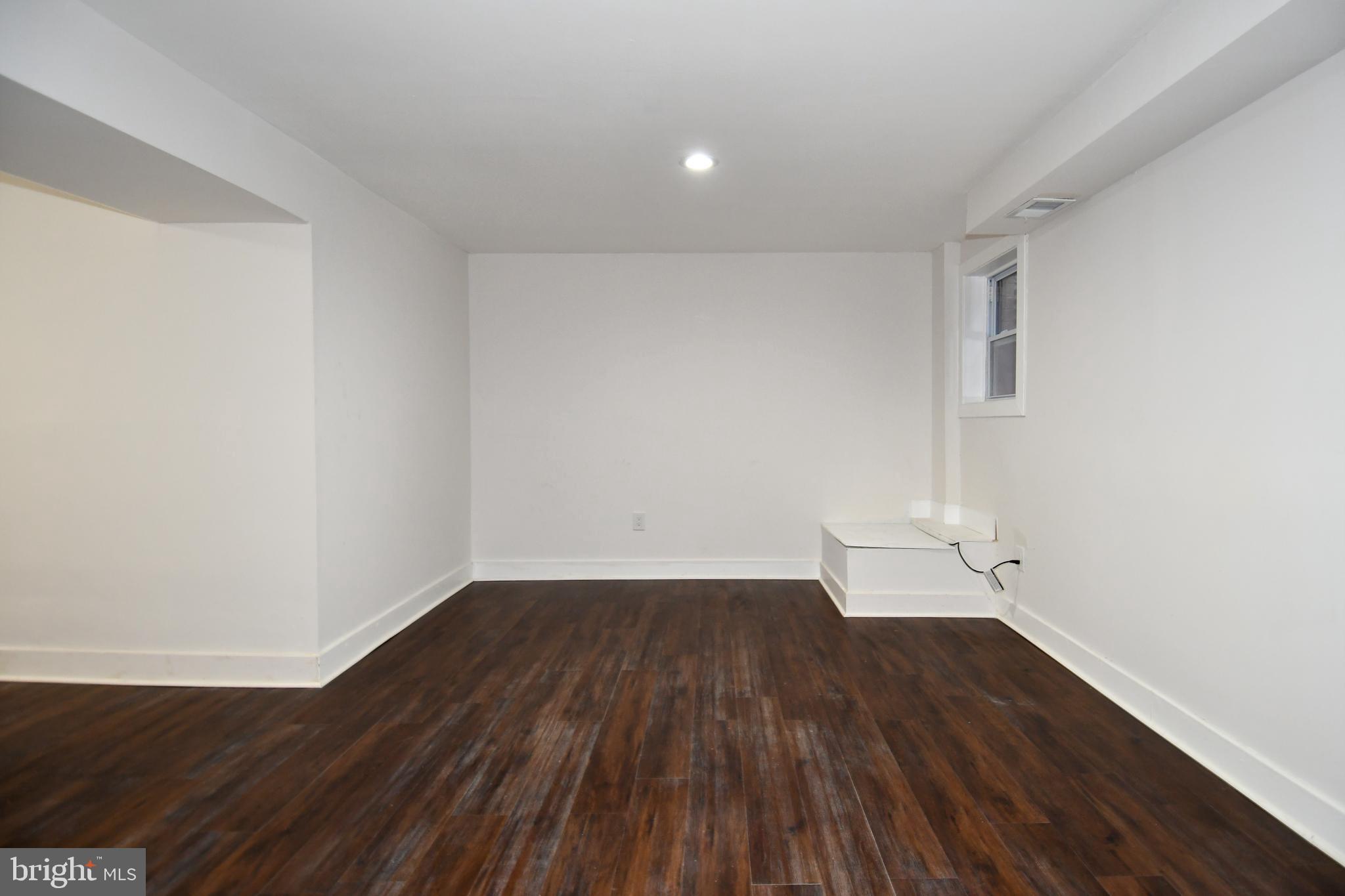 9201 Three Oaks Drive Silver Spring, MD 20901 - Photo 41 of 57