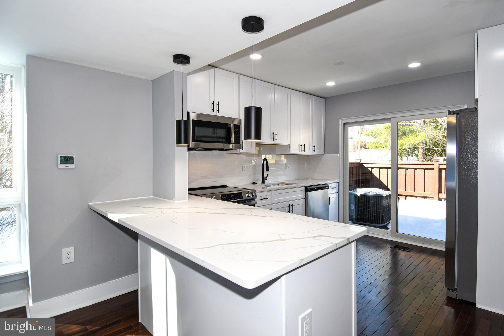 9201 Three Oaks Drive Silver Spring, MD 20901 - Photo 6 of 56