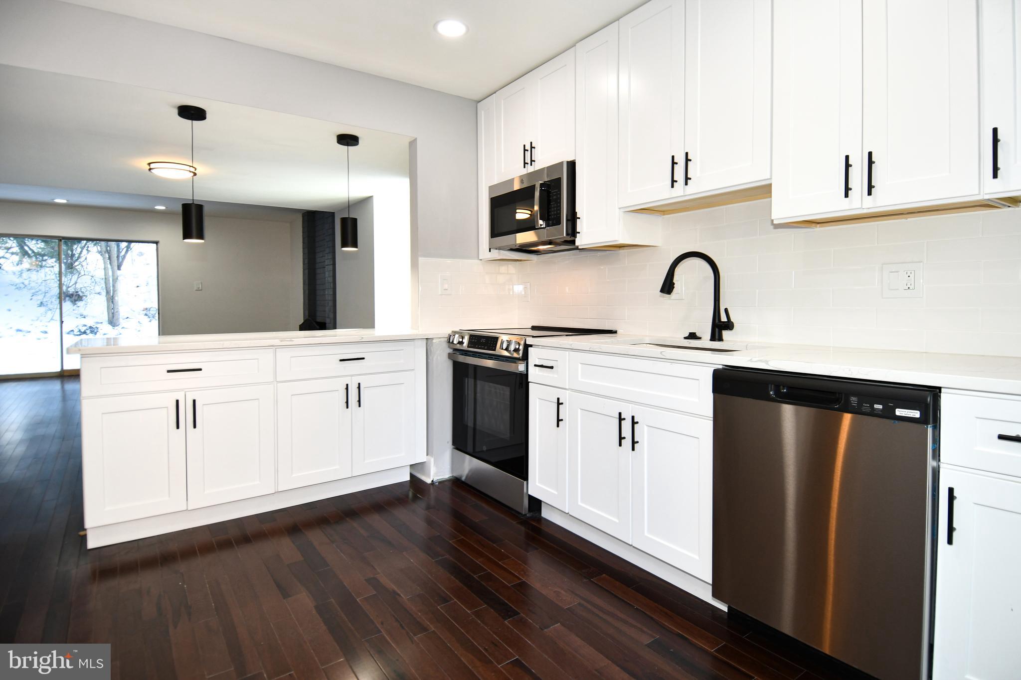 9201 Three Oaks Drive Silver Spring, MD 20901 - Photo 8 of 56