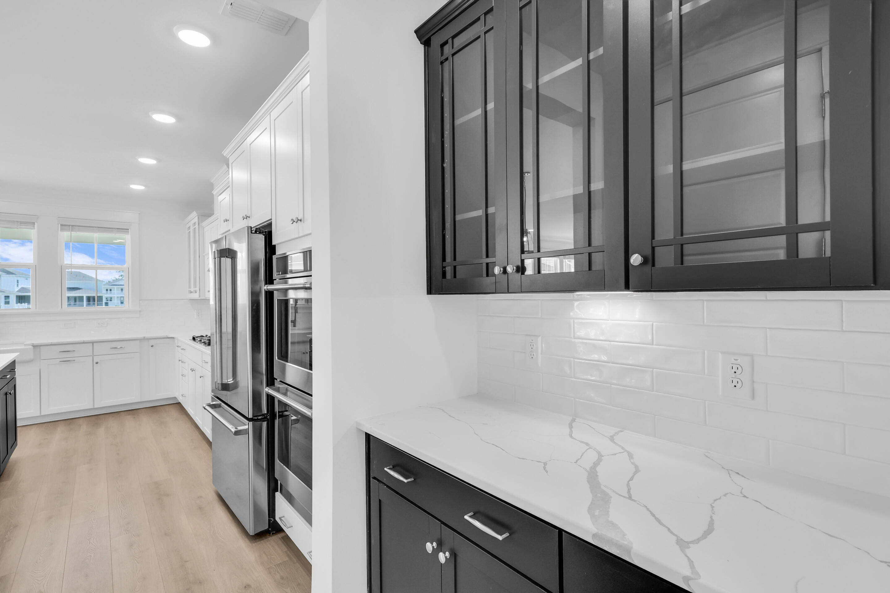 2323 Minifarm Way, Unit 520 Mount Pleasant, SC 29466 - Photo 11 of 53 butler pantry