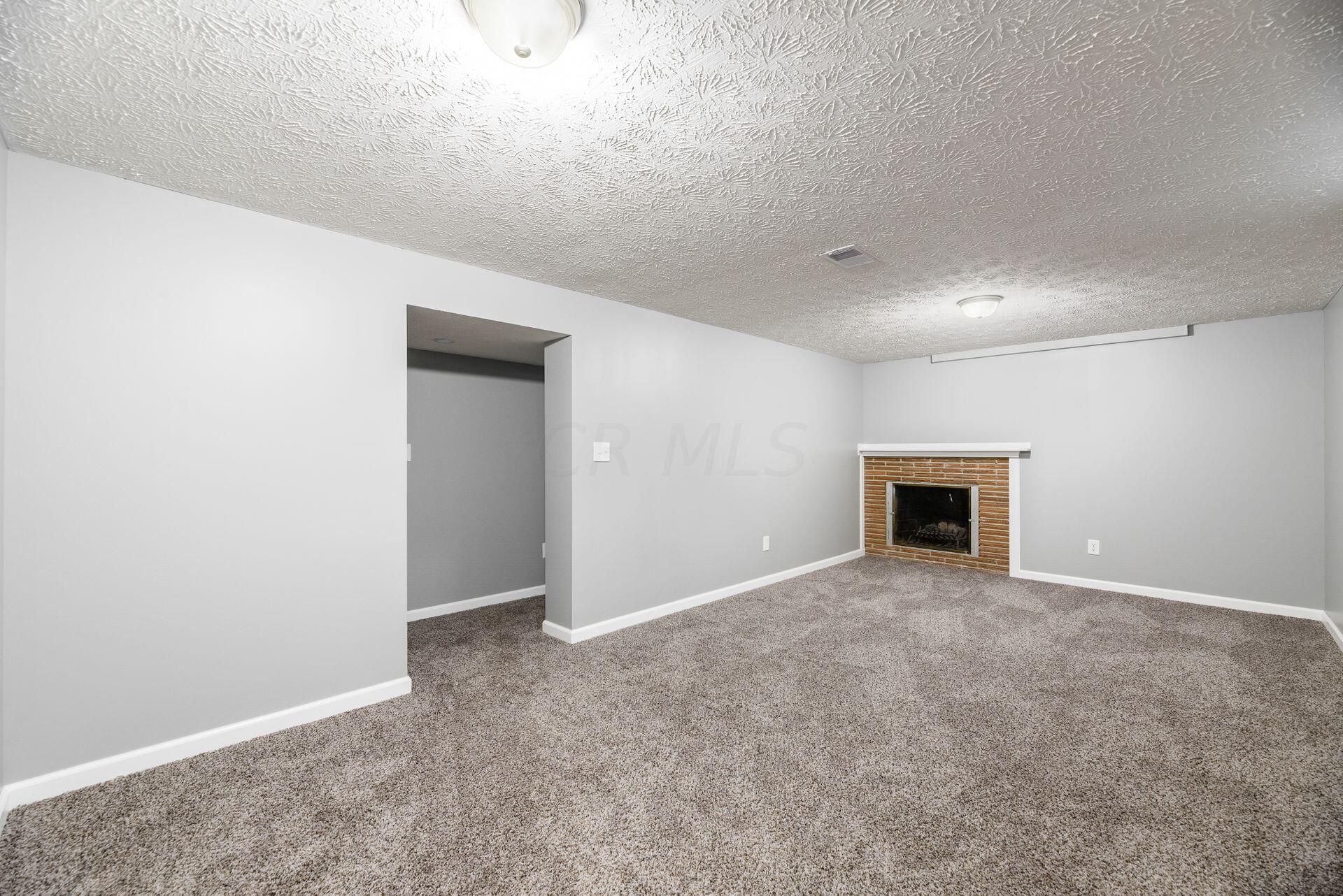 2863 Schwartz Road Columbus, OH 43232 - Photo 18 of 26 Gallery Image 18