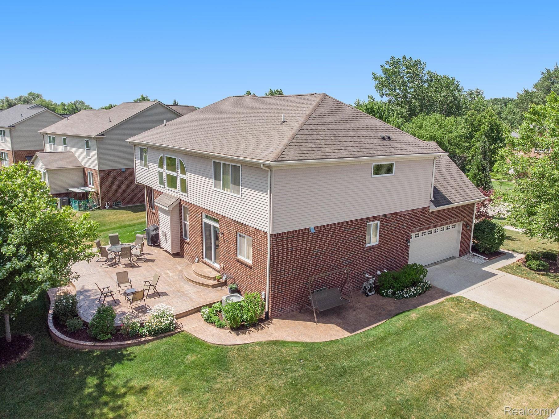 3543 Connors Drive Rochester, MI 48307 - Photo 41 of 48 DJI_0397.jpg