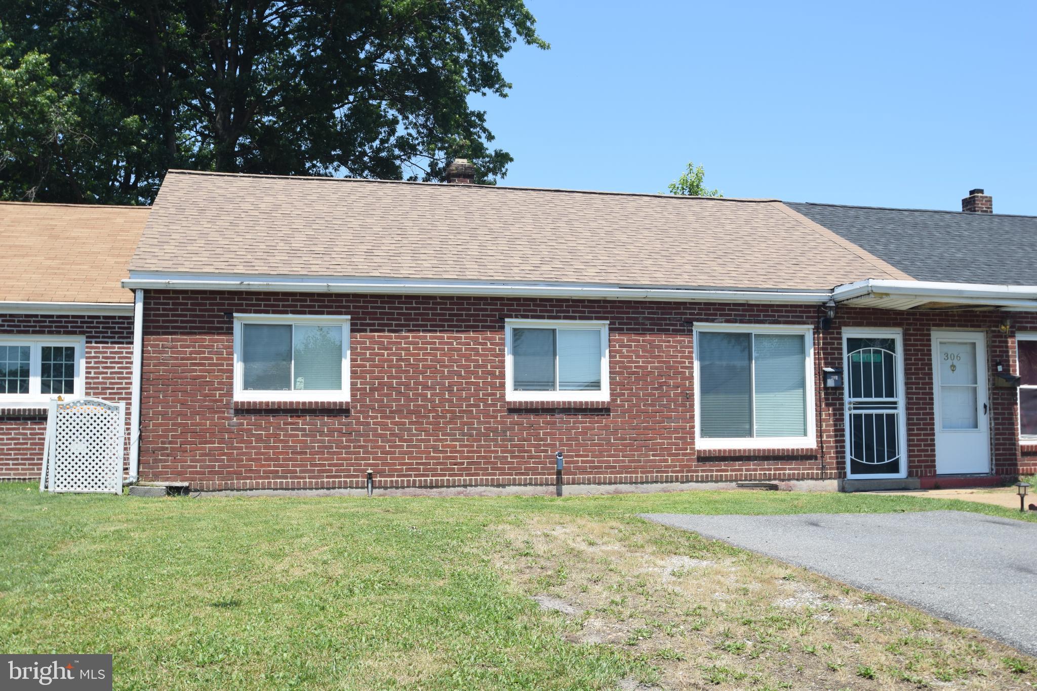 304 Pilgrim Road New Castle, DE 19720 - Photo 1 of 9 Gallery Image 1