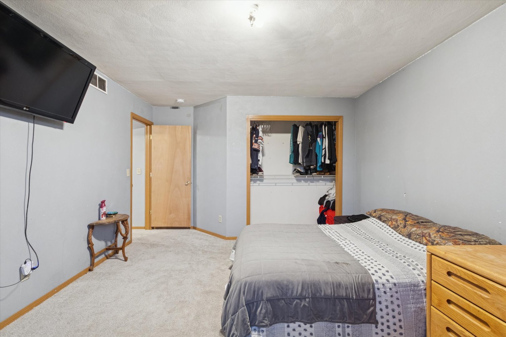 549 Bayfield Road Rockton, IL 61073 - Photo 24 of 42 a bed room with a bed and a television