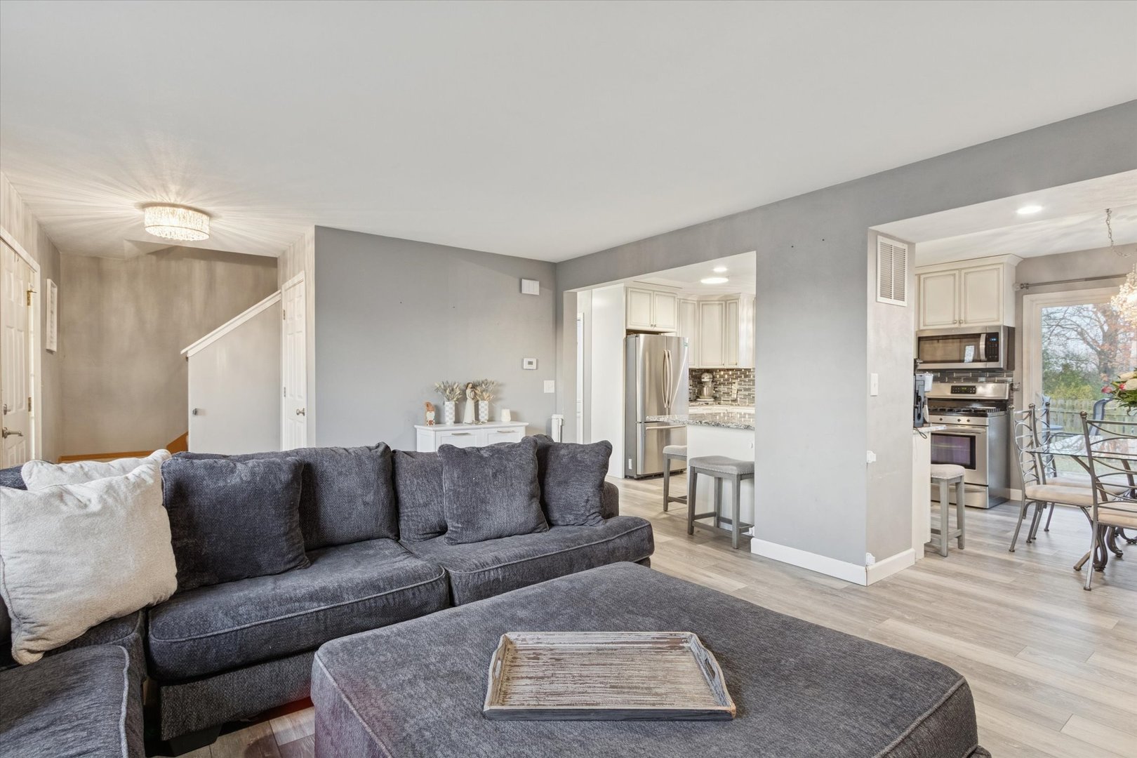 549 Bayfield Road Rockton, IL 61073 - Photo 9 of 42 a living room with furniture and a wooden floor