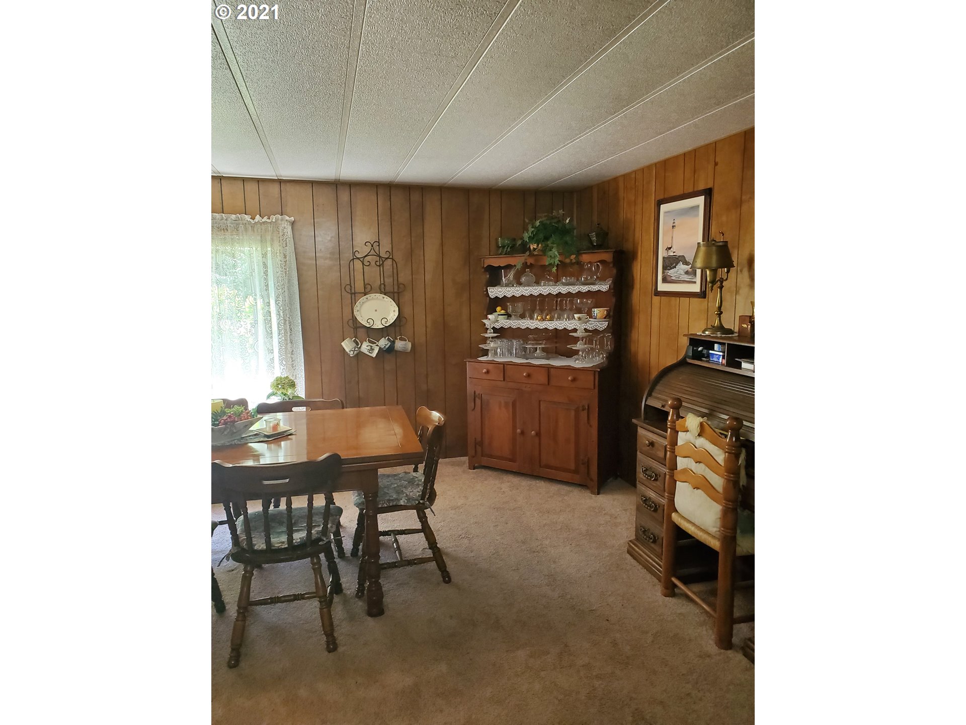 69692 Stage Road North Bend, OR 97459 - Photo 3 of 28 Gallery Image 3