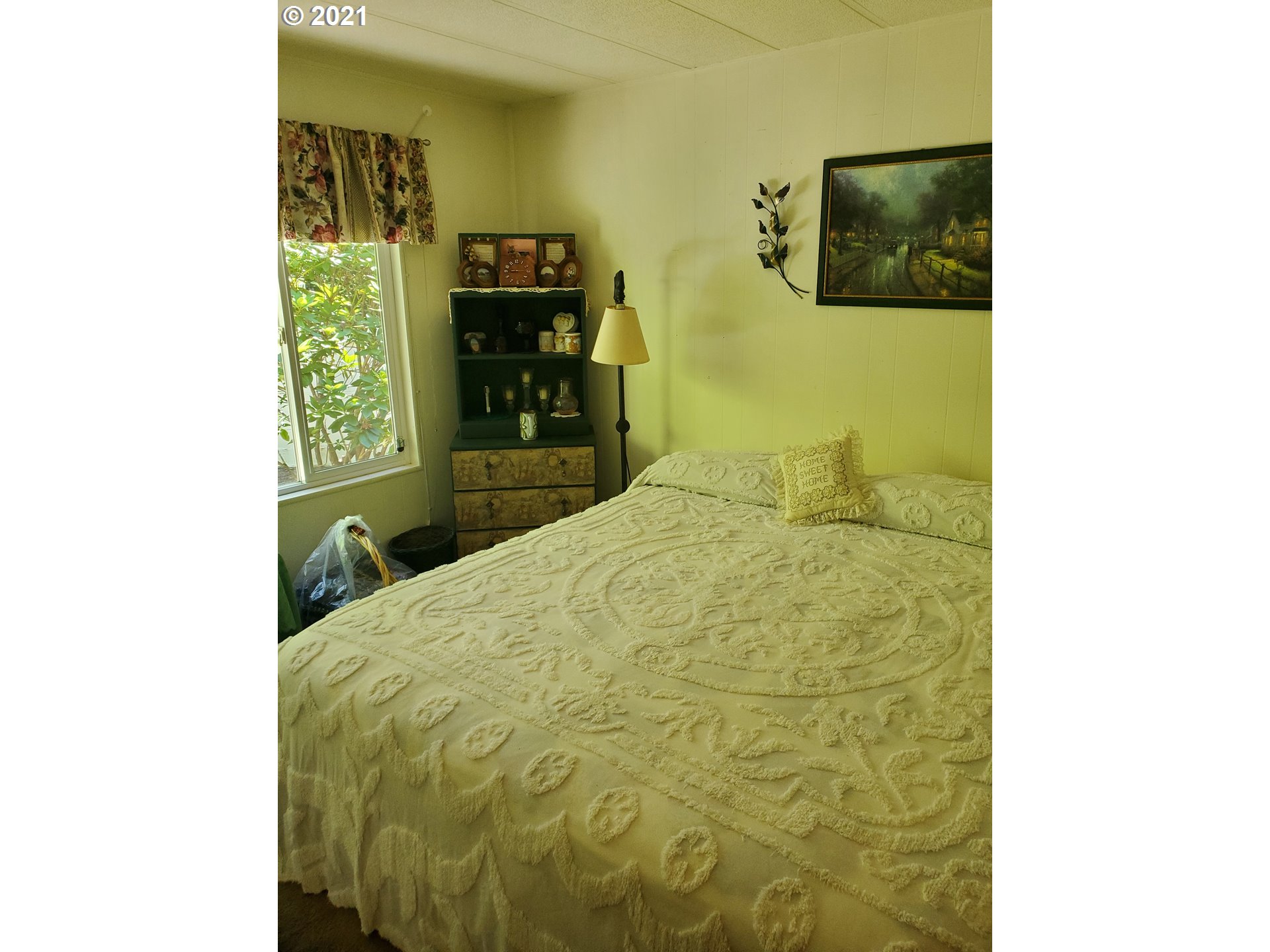 69692 Stage Road North Bend, OR 97459 - Photo 5 of 28 Gallery Image 5