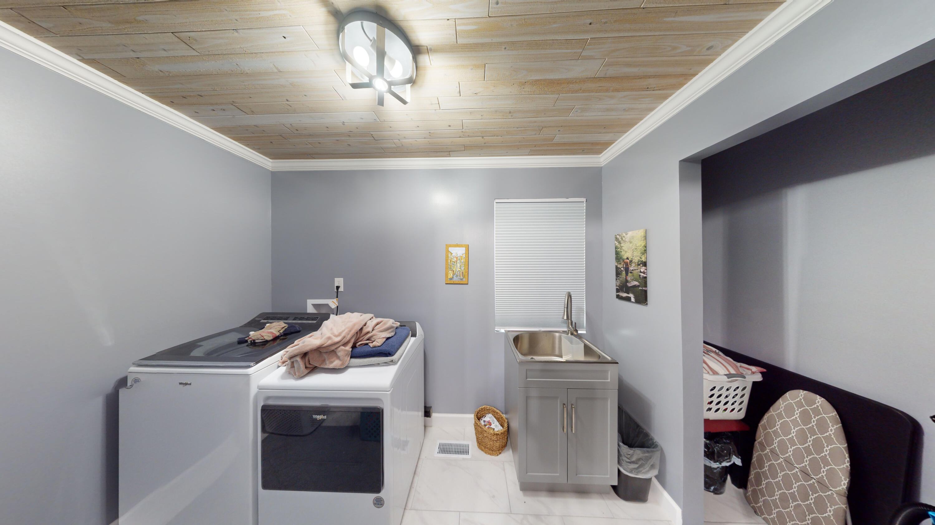 4115 Back Valley Road Evensville, TN 37332 - Photo 16 of 27 16-Laundry 1.5