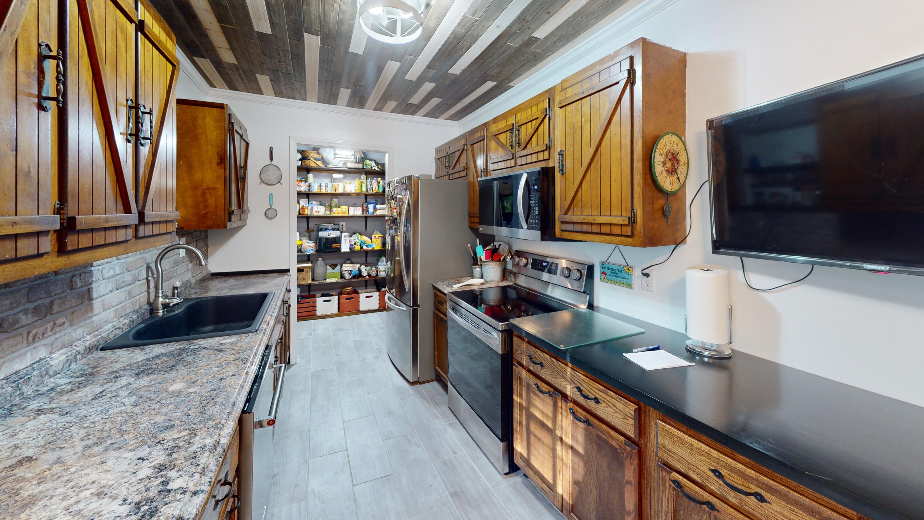 4115 Back Valley Road Evensville, TN 37332 - Photo 6 of 27 6-Kitchen 1
