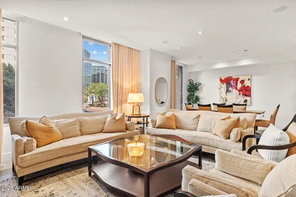 $1,195,000 | 2402 East Esplanade Lane, Unit 204, Phoenix, AZ 85016