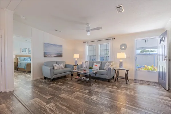 $282,500 | 929 Thrush Circle, Barefoot Bay, FL 32976