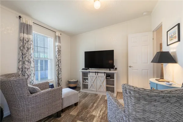 $282,500 | 929 Thrush Circle, Barefoot Bay, FL 32976