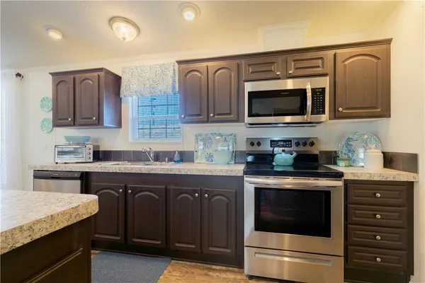 $282,500 | 929 Thrush Circle, Barefoot Bay, FL 32976