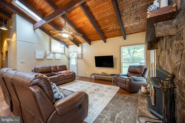 $499,900 | 189 Deer Run Lane, Swanton, MD 21561