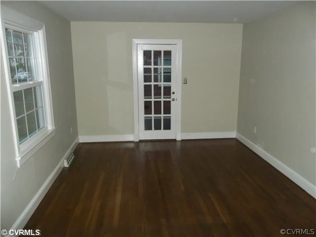 5018 Devonshire Road Richmond, VA 23225 - Photo 5 of 21 Living Room - Another view~Door to Screened Porch