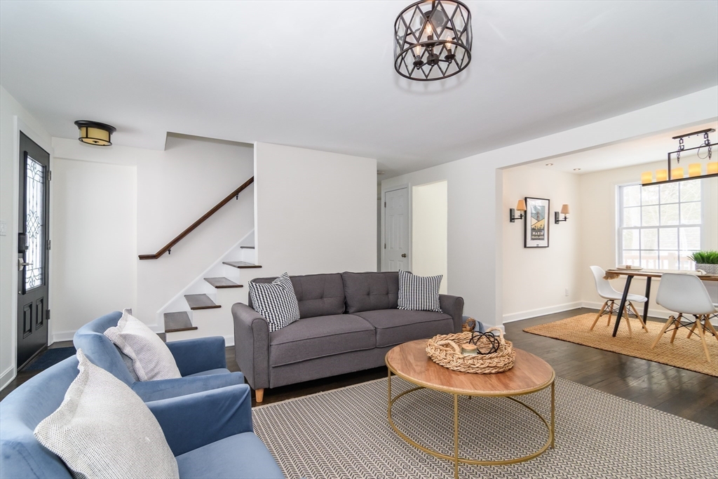 3 MacArthur Road Natick, MA 01760 - Photo 7 of 28