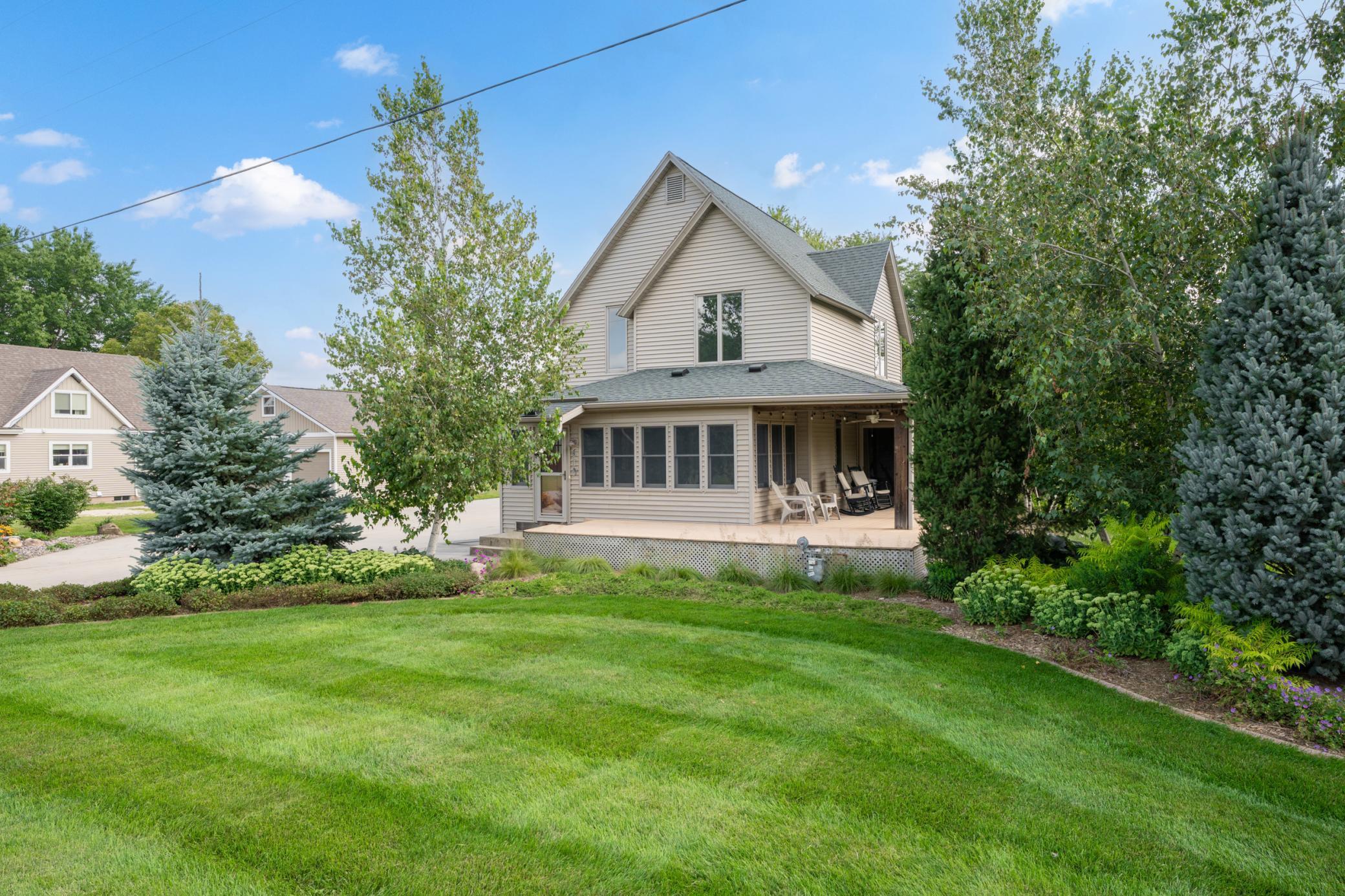 619 Portland Court Northeast Rochester, MN 55906 - Photo 3 of 49