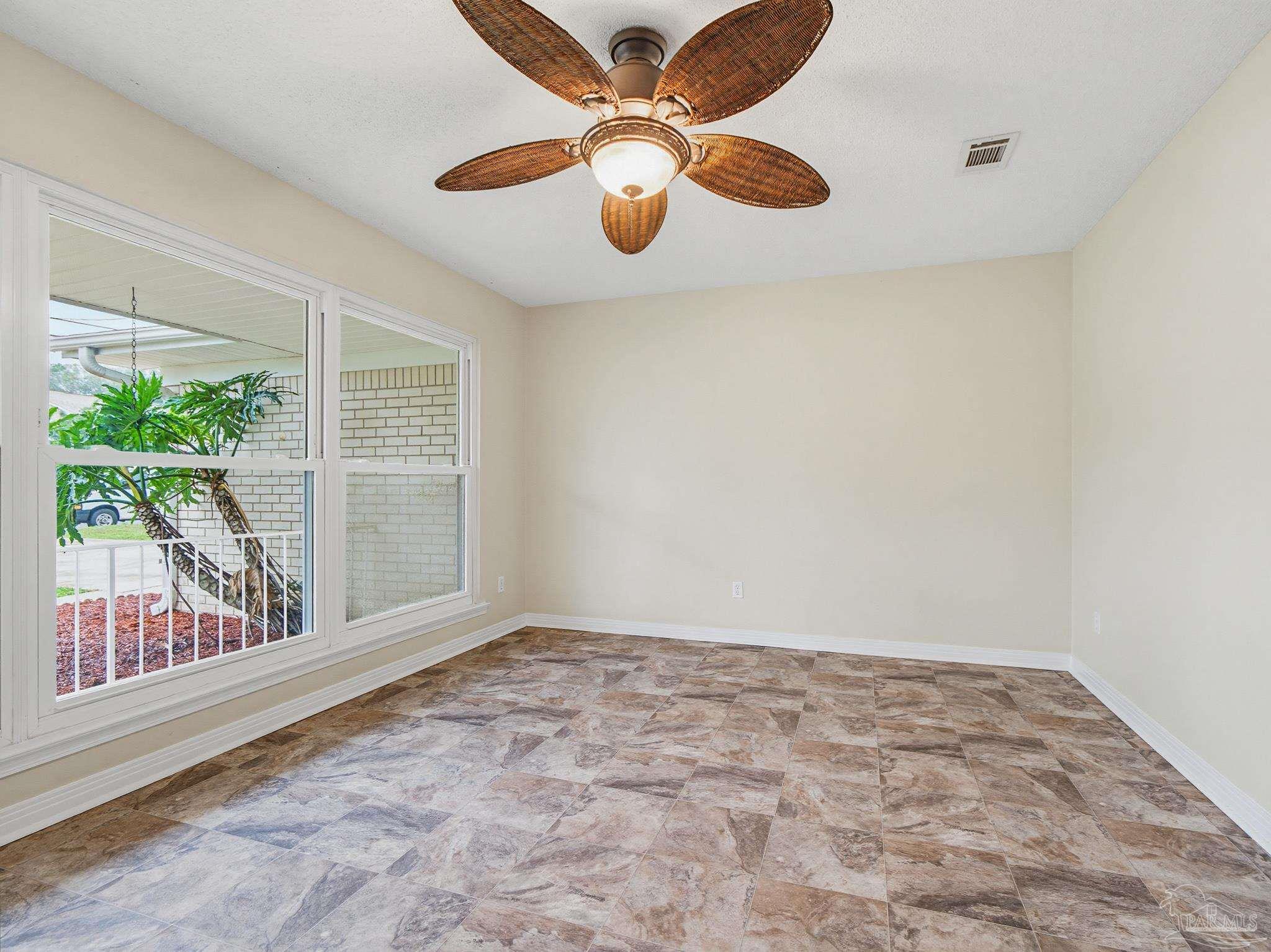 7930 Chesterfield Road Pensacola, FL 32506 - Photo 9 of 47 Gallery Image 9