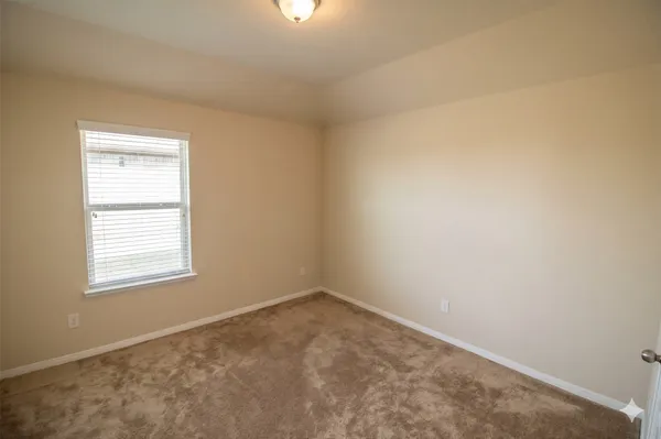 $2,700 | 11927 Cittanova Drive, Richmond, TX 77406
