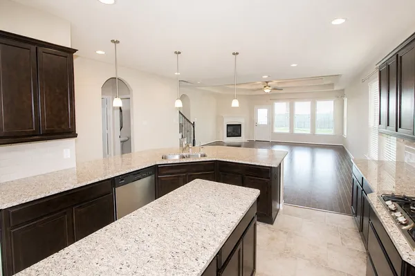 $2,700 | 11927 Cittanova Drive, Richmond, TX 77406