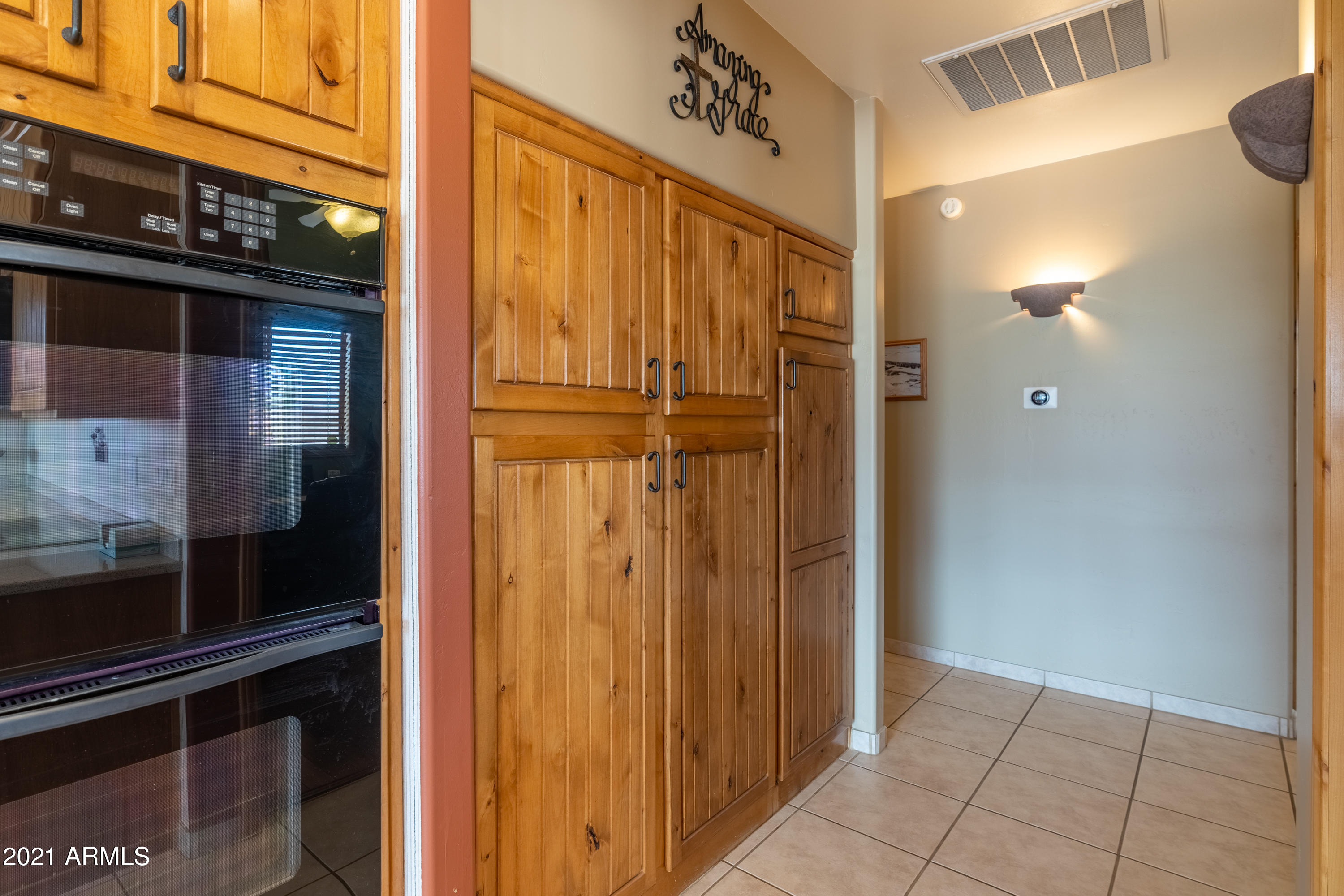 2050 South Marlow Road Apache Junction, AZ 85119 - Photo 26 of 64 kitchen double oven & pantry