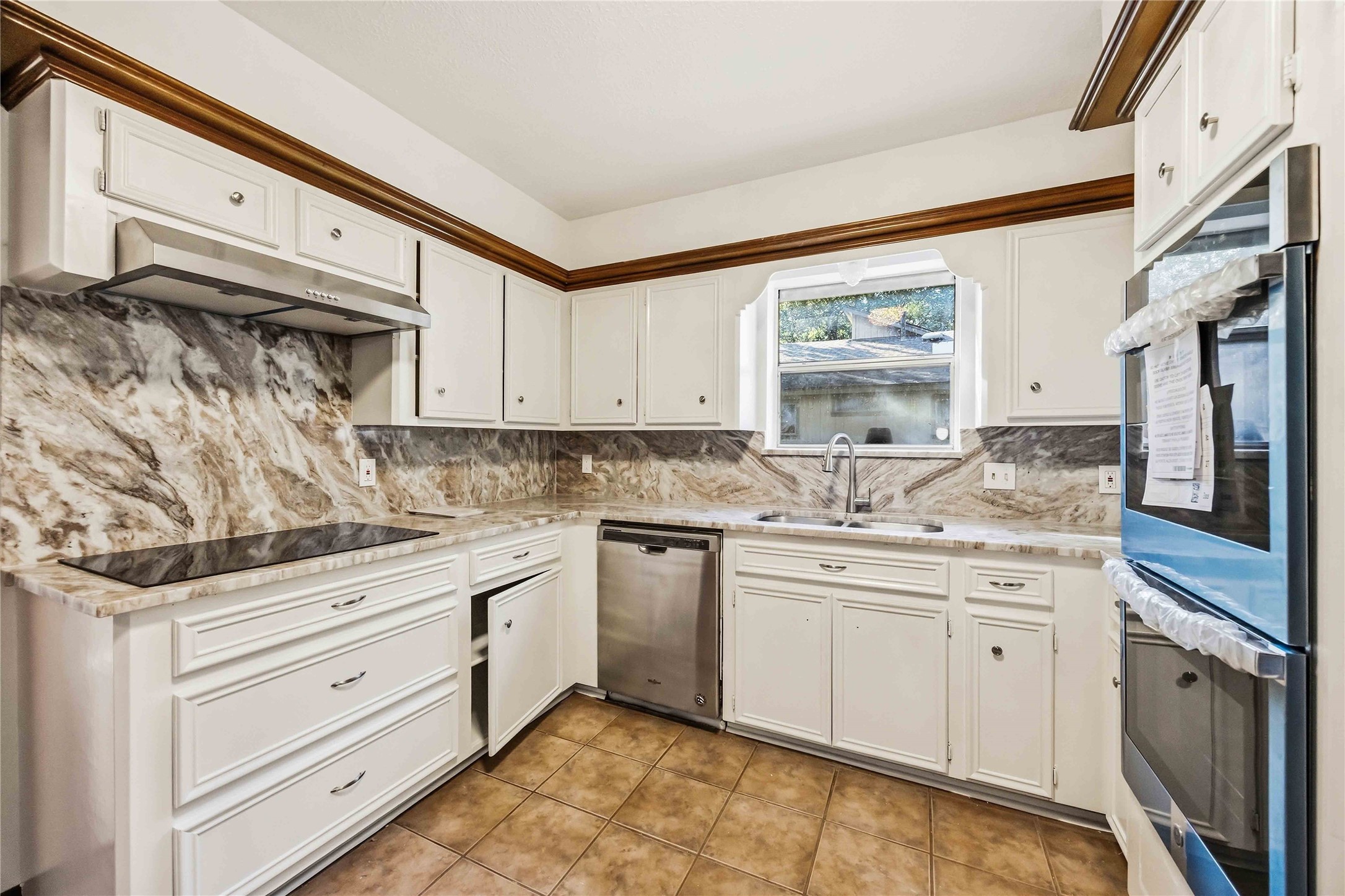6 Postvine Court Spring, TX 77381 - Photo 11 of 37 Gallery Image 11
