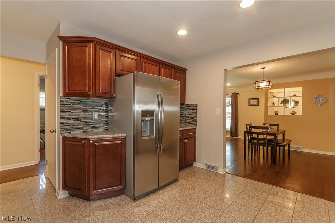 1107 Haverston Road Lyndhurst, OH 44124 - Photo 13 of 30