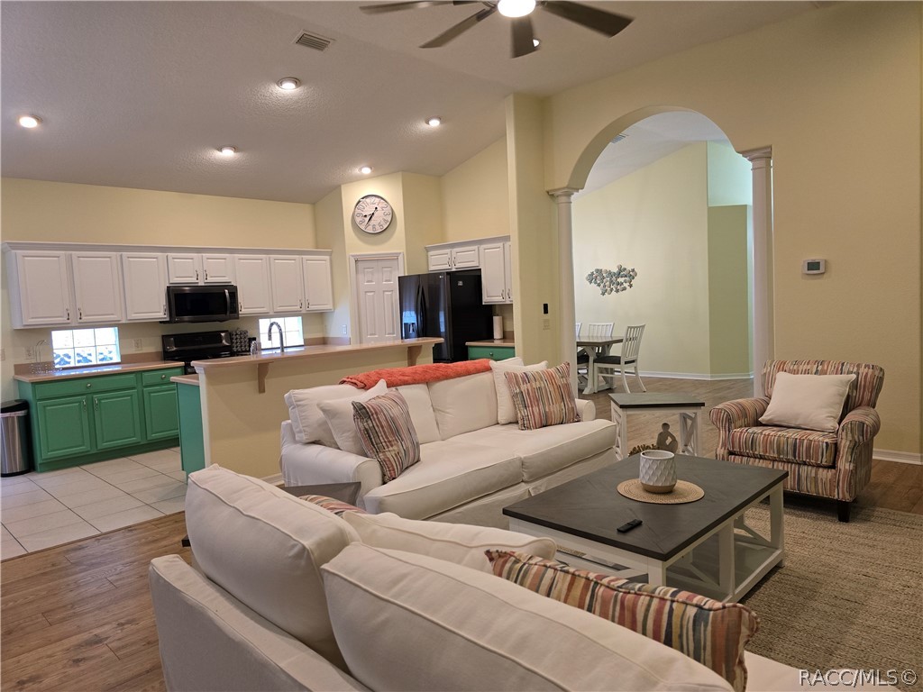 619 West Doerr Path Hernando, FL 34442 - Photo 13 of 57