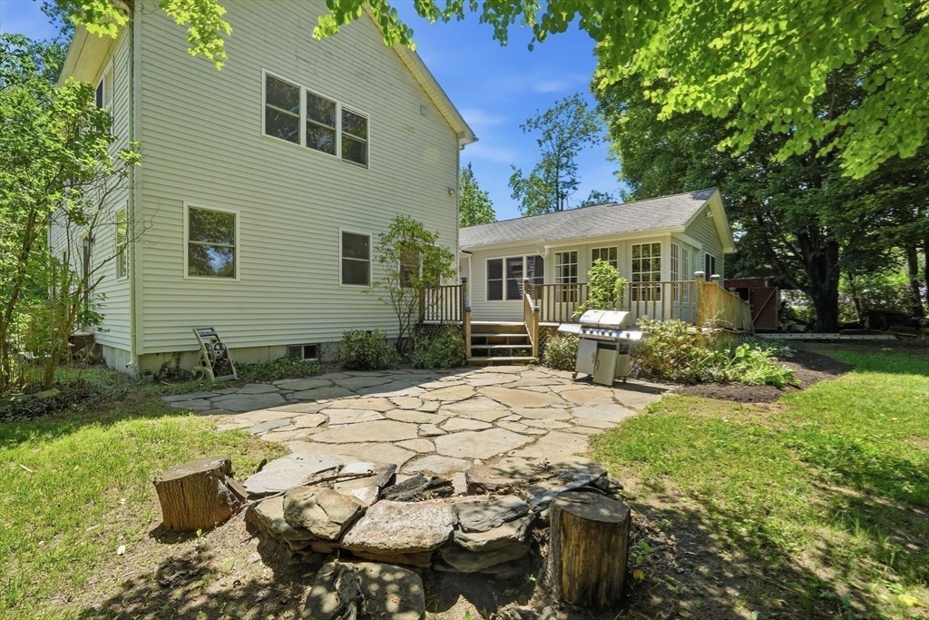 28 Hulst Road Amherst, MA 01002 - Photo 37 of 42