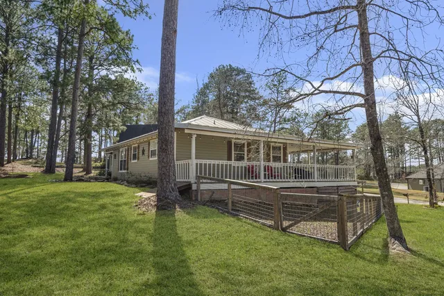 $299,900 | 212 Woodcrest, Brookeland, TX 75931