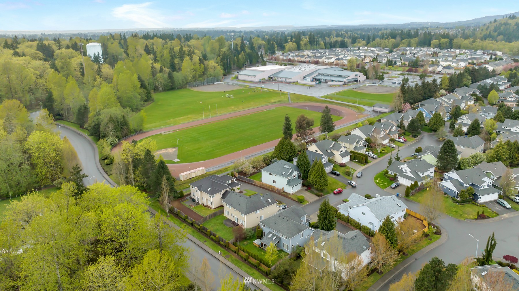 17213 Southeast 187th Street Renton, WA 98058 - Photo 4 of 31 Gallery Image 4