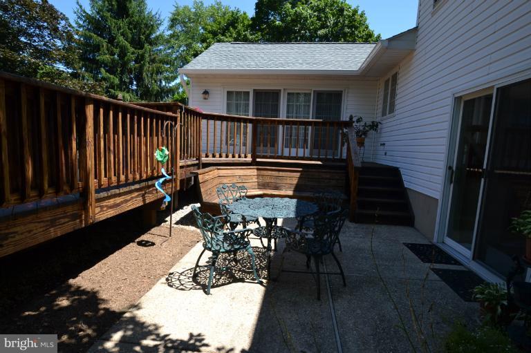 1612 Templeton Road Towson, MD 21204 - Photo 20 of 27 Courtyard