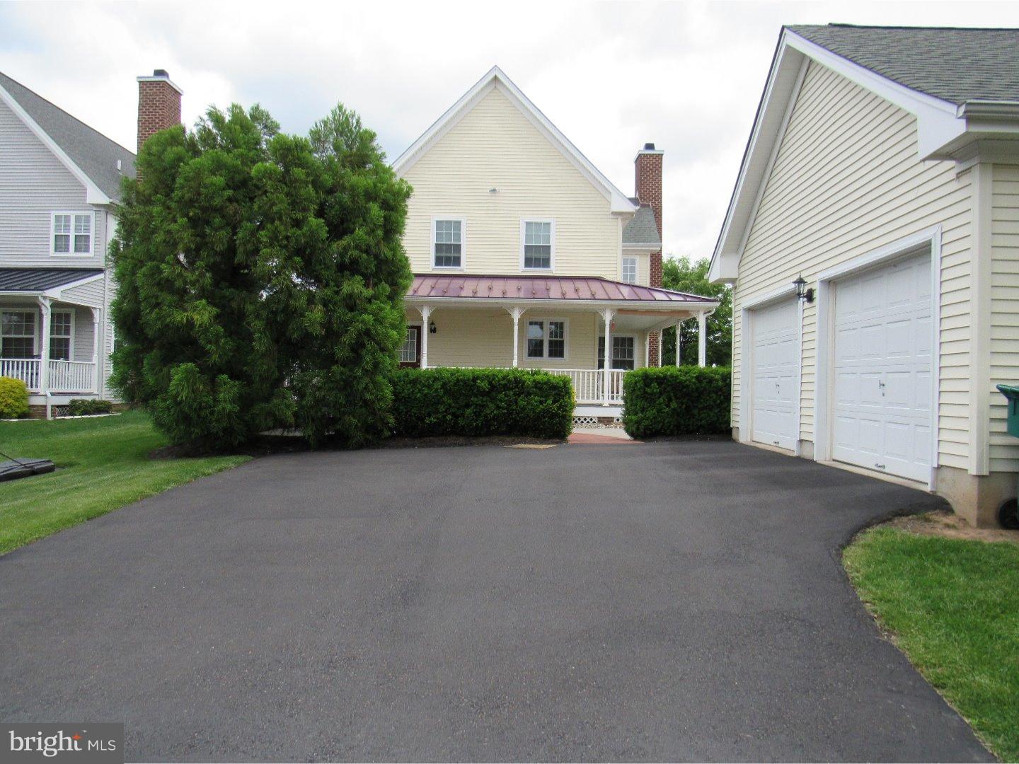60 Valentine Road Warminster, PA 18974 - Photo 5 of 20 Garage