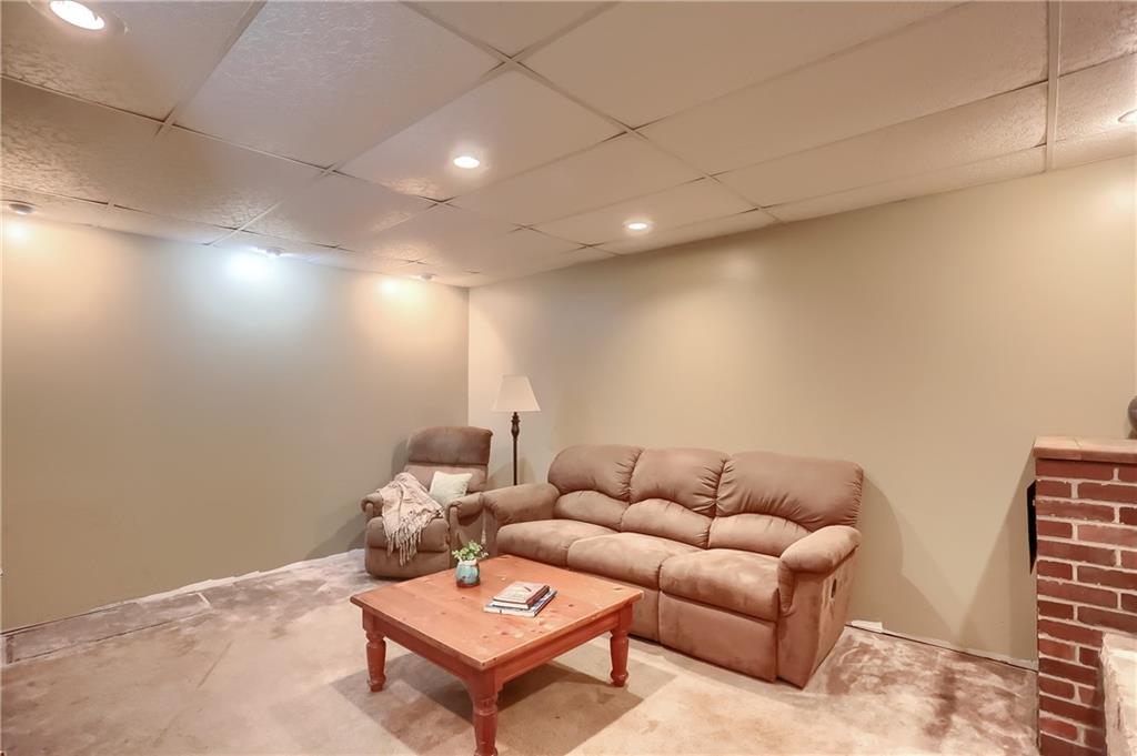 2287 Mcdevitt Road Sewickley, PA 15143 - Photo 12 of 24