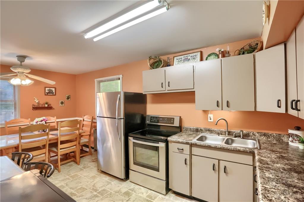 2287 Mcdevitt Road Sewickley, PA 15143 - Photo 16 of 24