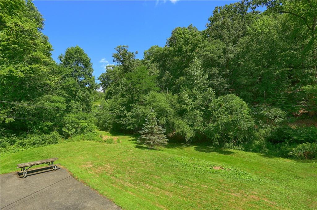 2287 Mcdevitt Road Sewickley, PA 15143 - Photo 3 of 24