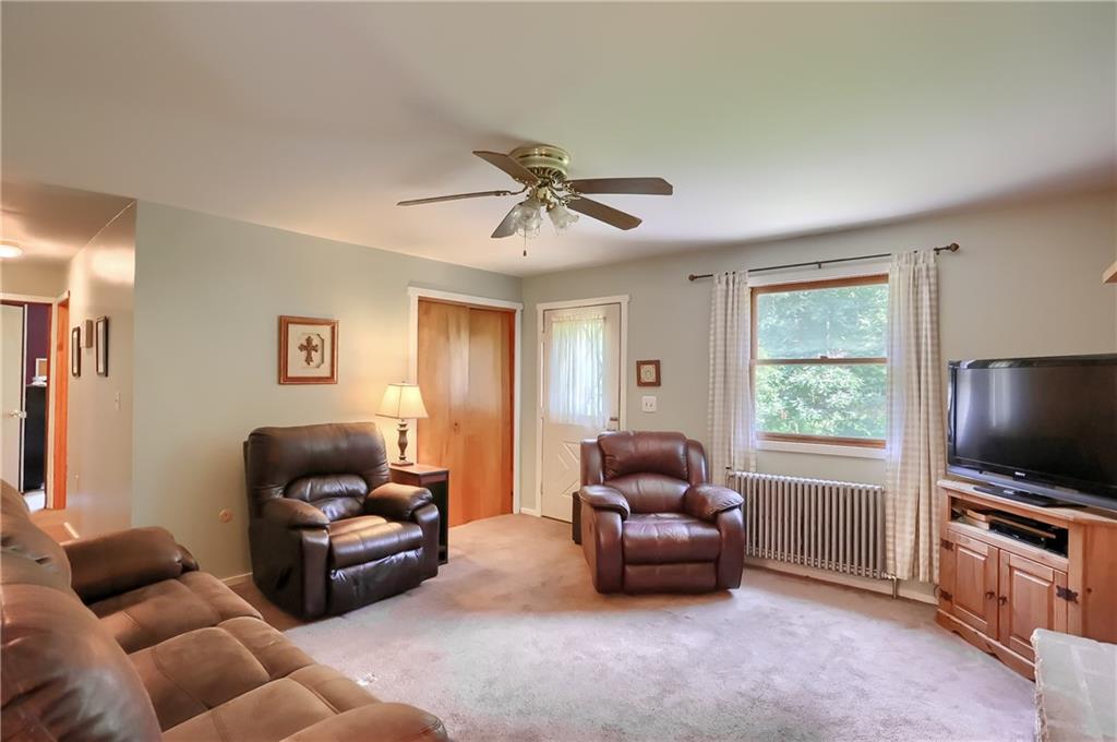 2287 Mcdevitt Road Sewickley, PA 15143 - Photo 7 of 24