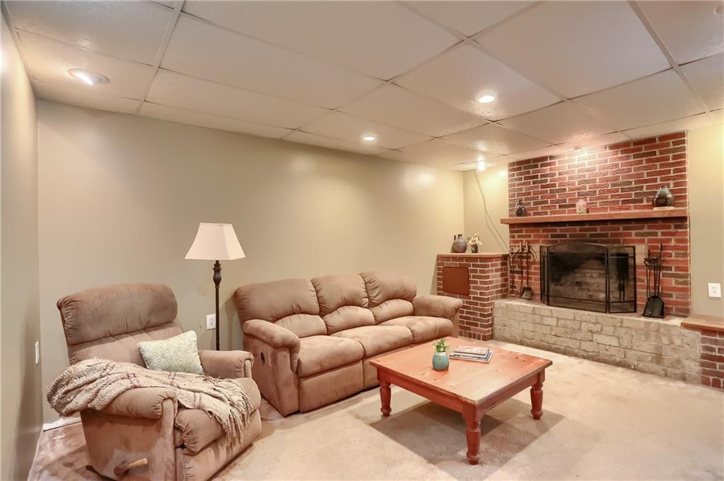 2287 Mcdevitt Road Sewickley, PA 15143 - Photo 10 of 24